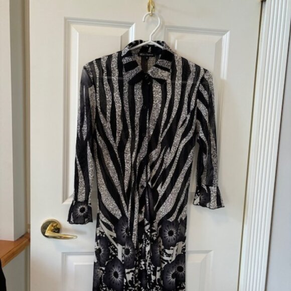 Mechant Sheer Blouse Size S. - Picture 7 of 7